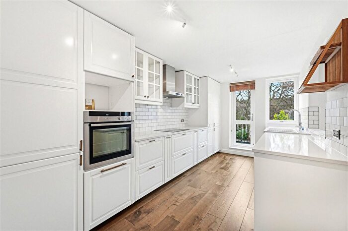 3 Bedroom Detached House To Rent In Cheryls Close, London, SW6