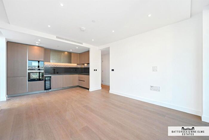 2 Bedroom Apartment To Rent In Bowden House, Prince Of Wales Drive, SW11