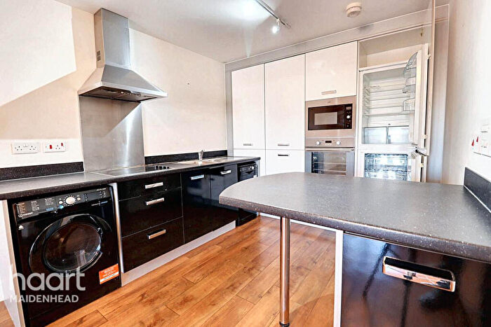 1 Bedroom Apartment For Sale In Kingsquarter, Maidenhead, SL6