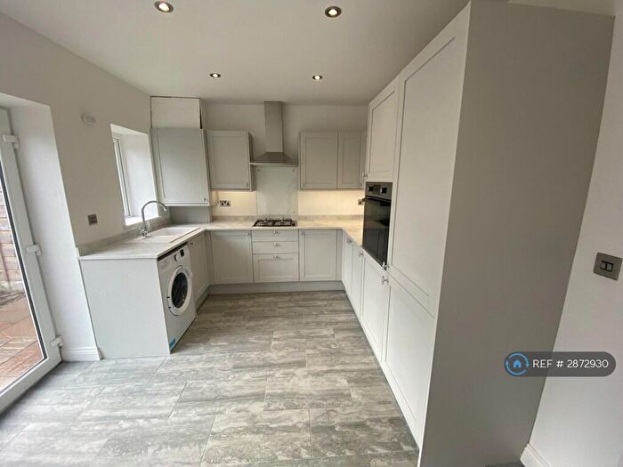 3 Bedroom Terraced House To Rent In Furnace Street, Hyde, SK14