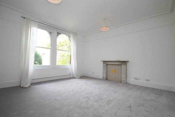 1 Bedroom Flat To Rent In Bishopswood Road, Highgate, N6