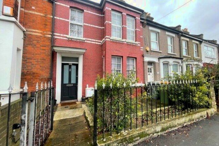 4 Bedroom Property To Rent In Janson Road, London, E15