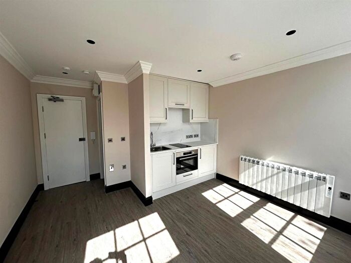 Studio To Rent In - Belvedere Terrace, Brighton, BN1