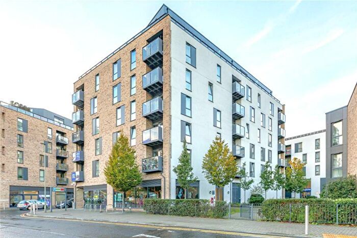 1 Bedroom Apartment To Rent In Addlestone, Surrey, KT15