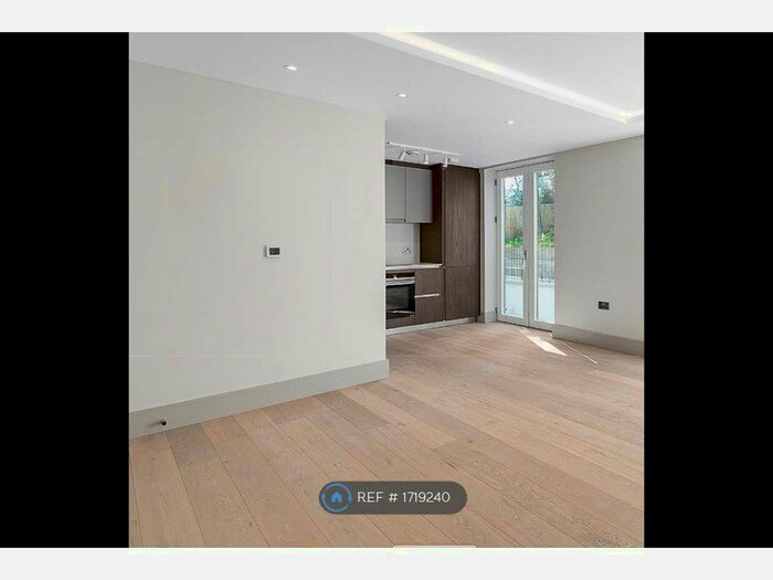 2 Bedroom Flat To Rent In Crescent Lane, London, SW4