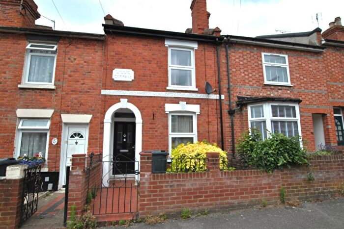 2 Bedroom Terraced House To Rent In Oxford Street, Caversham, Reading, RG4