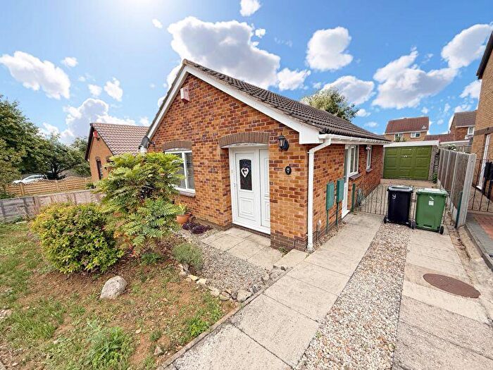 2 Bedroom Bungalow To Rent In York Way, Grantham, NG31