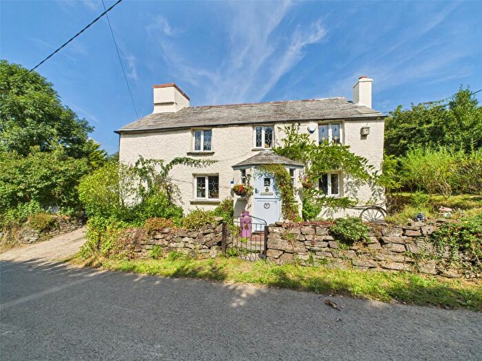 5 Bedroom Detached House For Sale In Tregadillett, Launceston, Cornwall, PL15