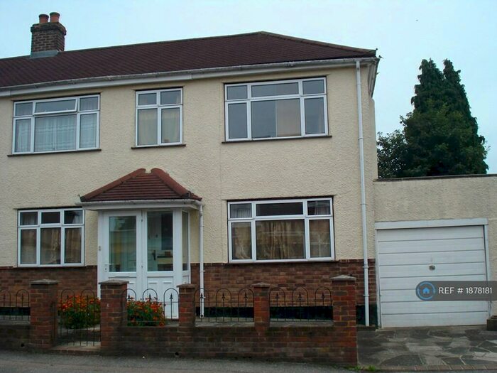 3 Bedroom Semi-Detached House To Rent In Addison Road, Caterham, CR3