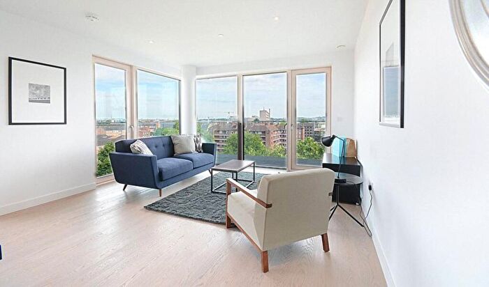 2 Bedroom Flat For Sale In Rodney Road, , Elephant And Castle, London, SE17