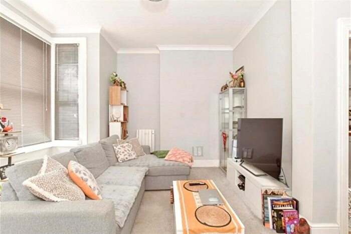 1 Bedroom Flat To Rent In Linden Road, Bognor Regis, PO21