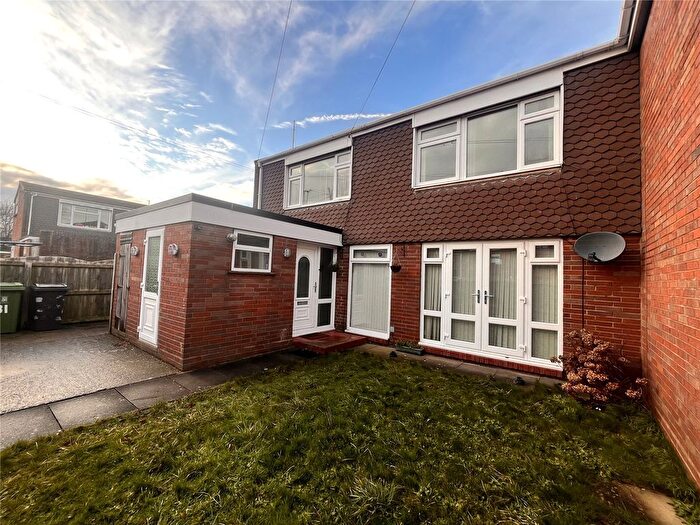 3 Bedroom Terraced House To Rent In New Park Road, Castlefields, Shrewsbury, Shropshire, SY1