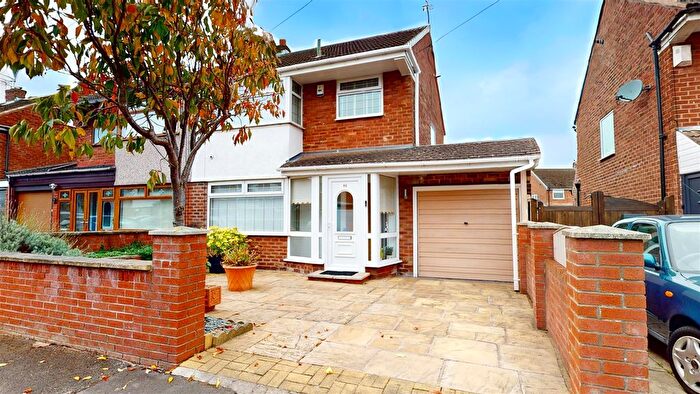3 Bedroom Semi-detached House For Sale In Ecclesfield Road, Eccleston, WA10