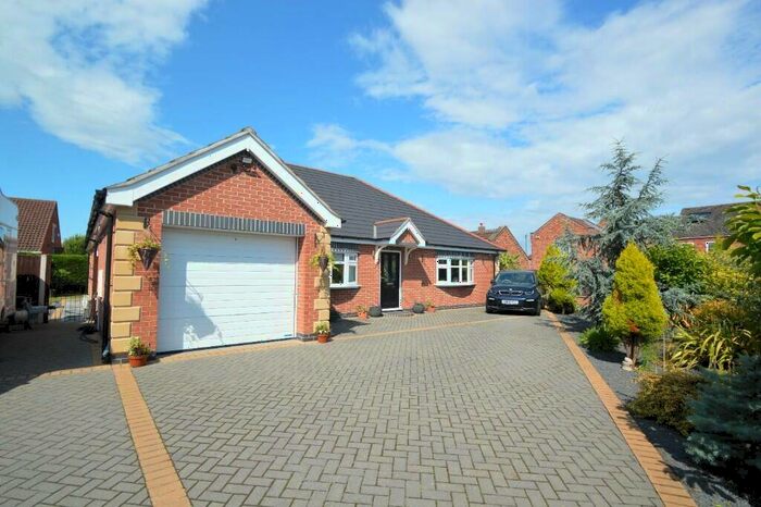 3 Bedroom Detached Bungalow For Sale In Thorne Road, Sandtoft, Doncaster, DN8