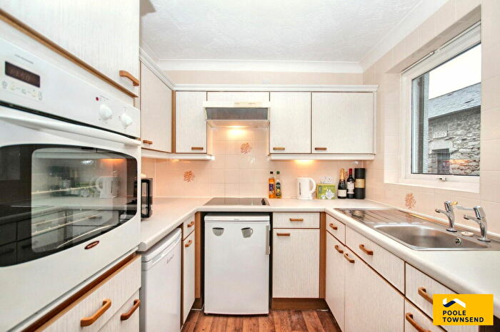 1 Bedroom Flat For Sale In Hampsfell Road, Grange-over-Sands, LA11