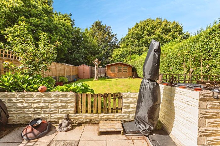 3 Bedroom Semi-Detached House For Sale In Linden Avenue, Swansea, West Glamorgan, SA3