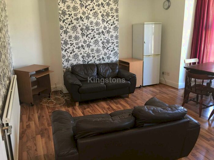 3 Bedroom Duplex To Rent In Richmond Road, Cathays, Cardiff, CF24