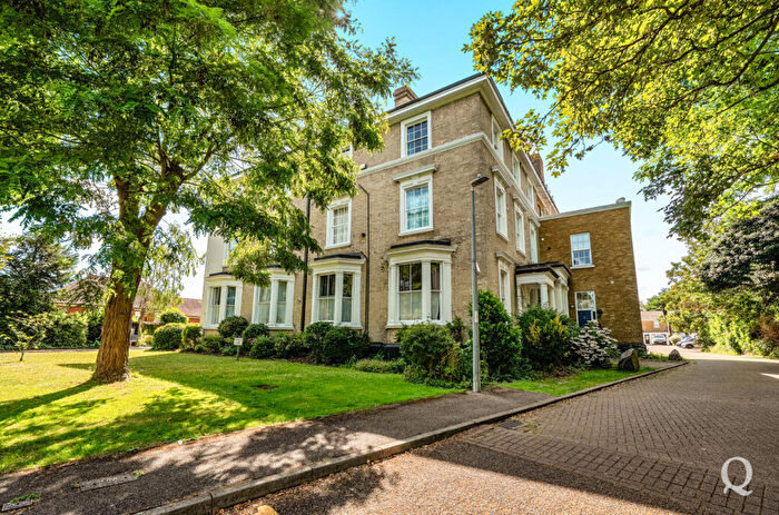 2 Bedroom Apartment For Sale In Whitehall Court, Bell Road, Sittingbourne, Kent, ME10