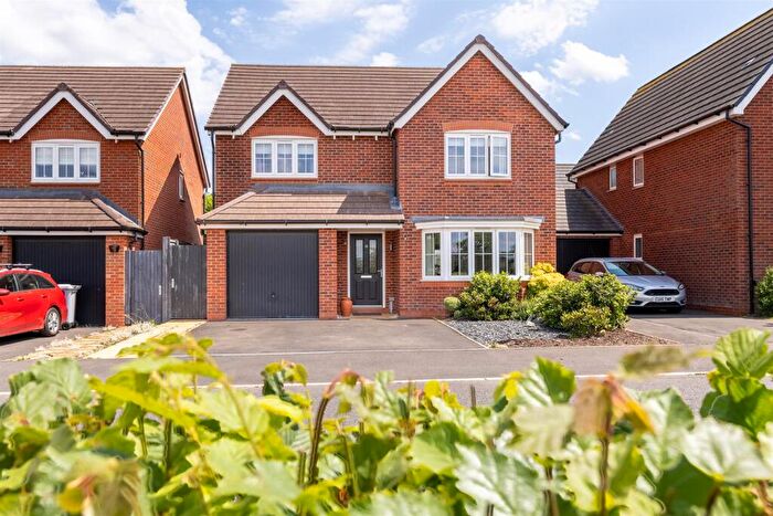 4 Bedroom Detached House For Sale In Weaverbrook Way, Wrenbury, Nantwich, CW5