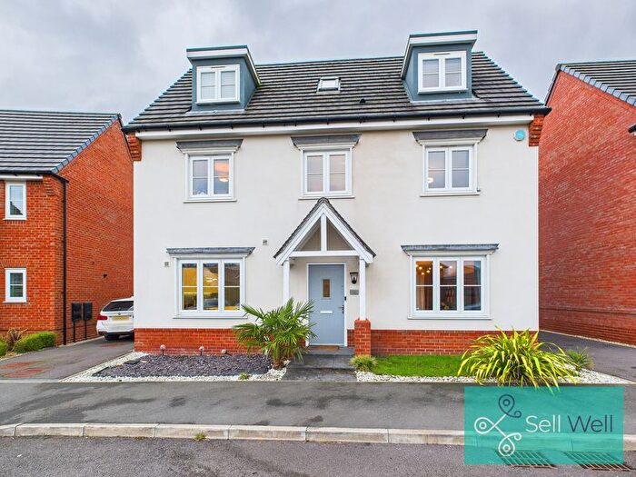 5 Bedroom Detached House For Sale In Burgess Way, Worsley, Manchester, M28