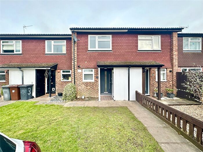 2 Bedroom Terraced House To Rent In Lambourn Chase, Radlett, Hertfordshire, WD7