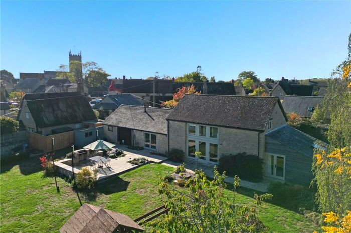 4 Bedroom Barn Conversion For Sale In The Broadway, Charlton On Otmoor, Kidlington, Oxfordshire, OX5