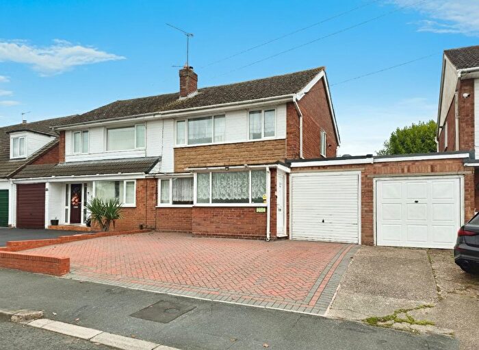 3 Bedroom Semi-Detached House For Sale In Trenleigh Gardens, Trench, Telford, TF2