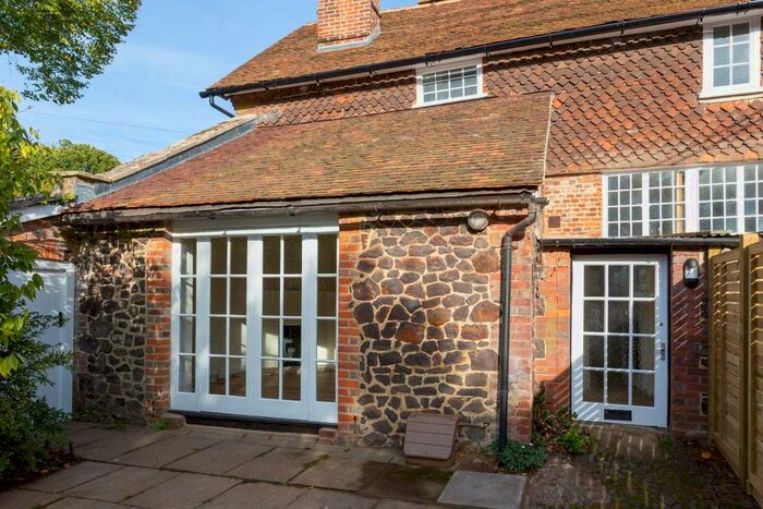 2 Bedroom Cottage To Rent In Comp Lane, Platt, Sevenoaks, TN15