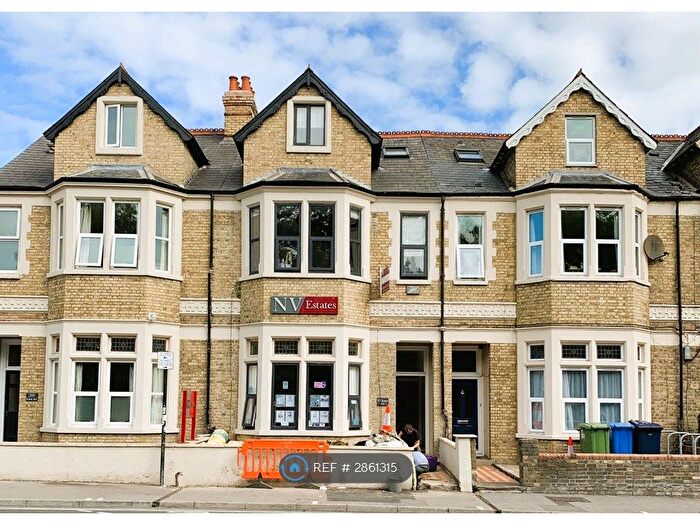 5 Bedroom Semi Detached House To Rent In Cowley Road, Oxford, OX4