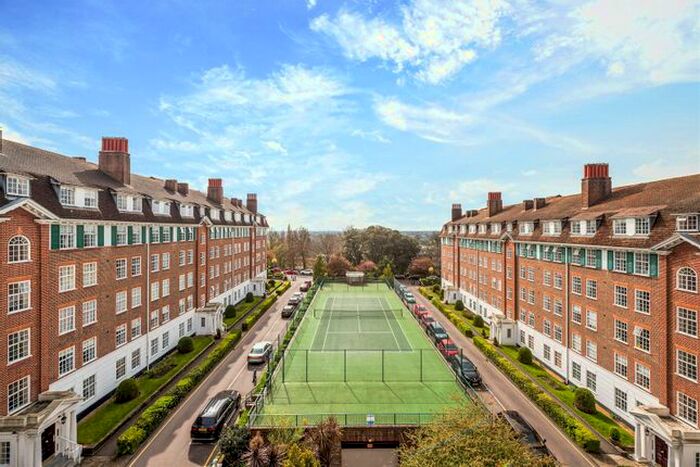 2 Bedroom Flat To Rent In Richmond Hill Court, Richmond, TW10