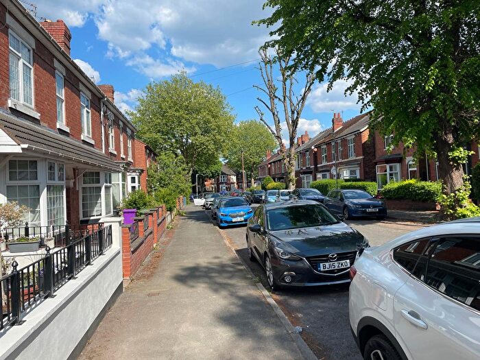 3 Bedroom Flat To Rent In Avondale Road, Wolverhampton, WV6