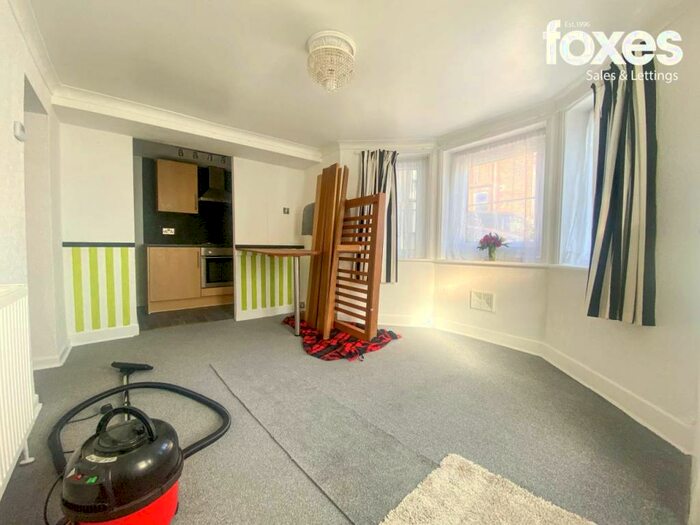 1 Bedroom Flat To Rent In Ashley Road, Poole, BH14