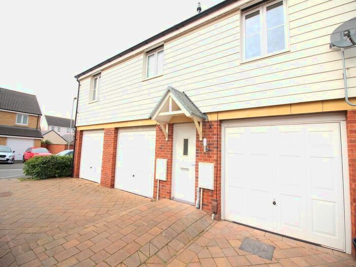 2 Bedroom Flat To Rent In Beading Close, Newport, Gwent, NP19