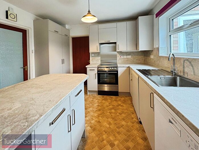 3 Bedroom Property To Rent In Caraway Road, Cambridge, CB21