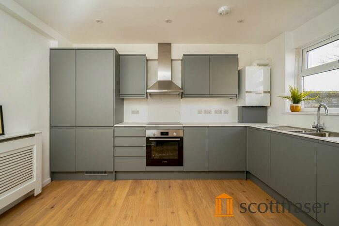 3 Bedroom Maisonette To Rent In Mill Street, Eynsham, Witney, OX29