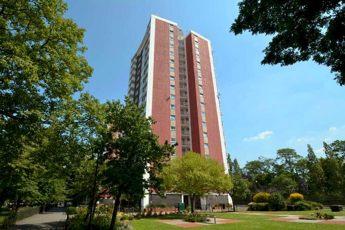 2 Bedroom Flat To Rent In Lewisham Park, London, SE13