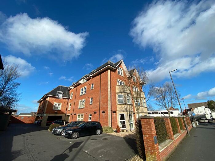 2 Bedroom Apartment To Rent In The Bath Building, Bath Road, Old Town, Swindon, SN1