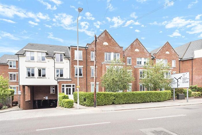2 Bedroom Flat To Rent In Walsworth Road, Hitchin, SG4