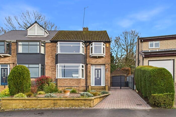 3 Bedroom Semi-Detached House For Sale In Longford Road, Bradway, S17