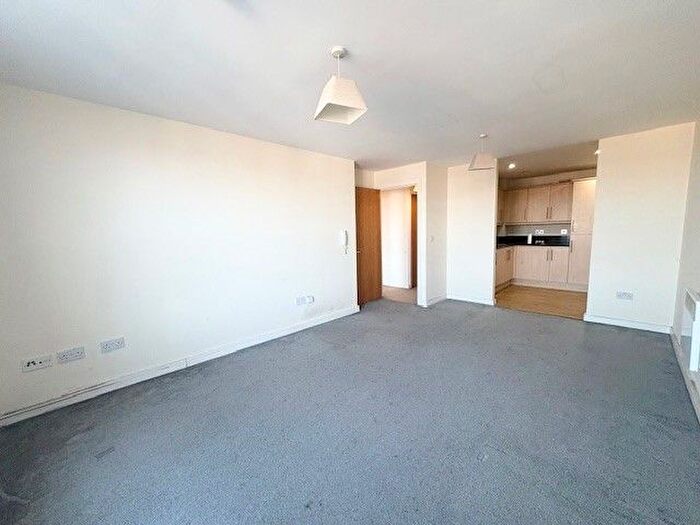 1 Bedroom Flat To Rent In Marsden Road, Bolton, BL1