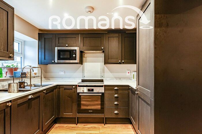 3 Bedroom Property To Rent In Burnham Road, BA2