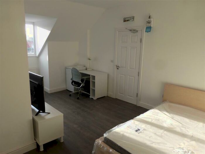 1 Bedroom Apartment To Rent In Market Street, Loughborough, LE11