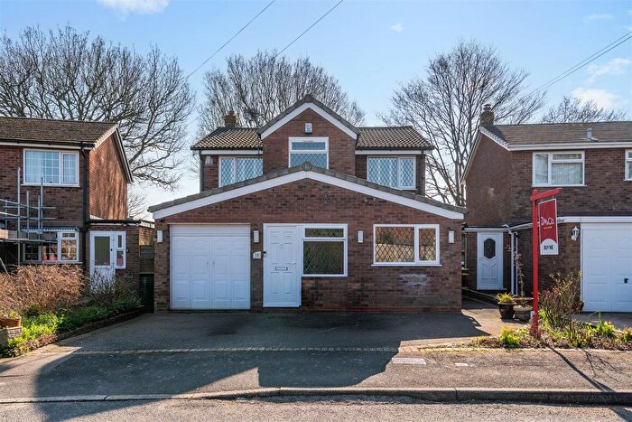 4 Bedroom Detached House For Sale In Park View, Hockley Heath, Solihull, B94