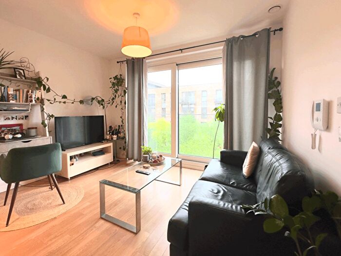 Studio To Rent In Copenhagen Court, Surrey Quays, SE8