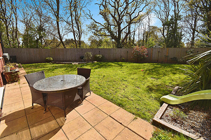 4 Bedroom Detached House For Sale In Mulligan Drive, Newcourt, Exeter, EX2
