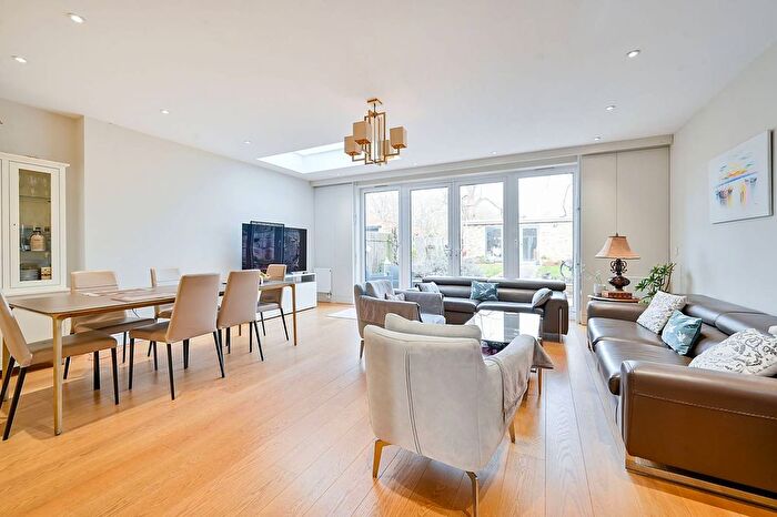 5 Bedroom Detached House To Rent In Ashfield Road, Poet's Corner, London, W3