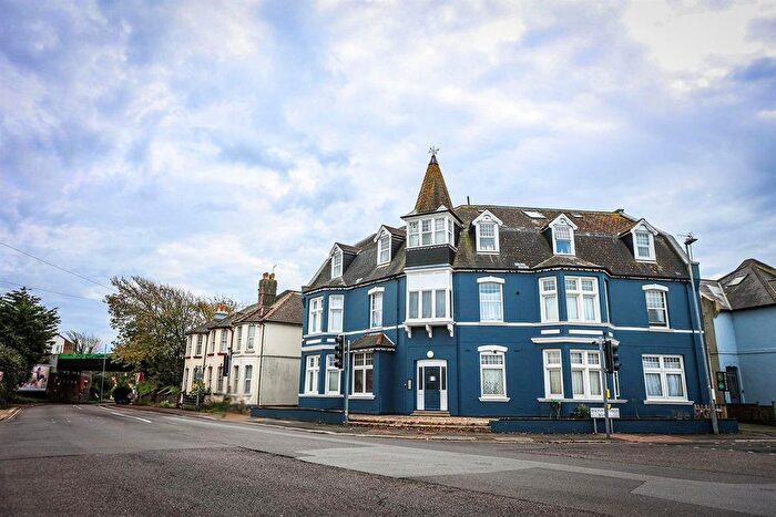 2 Bedroom Flat To Rent In Bexhill Road, St Leonards, TN38