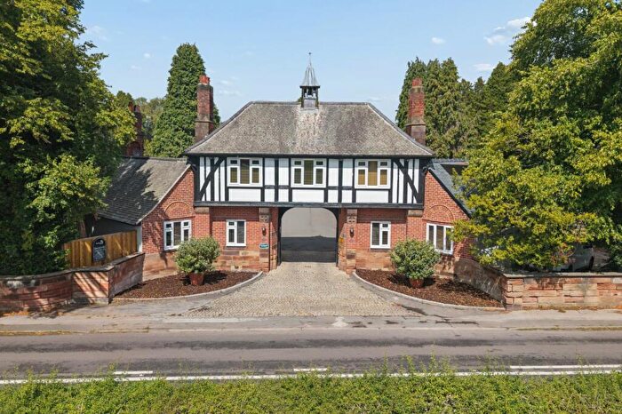 4 Bedroom Detached House For Sale In Chelford Road, Alderley Edge, Cheshire, SK9