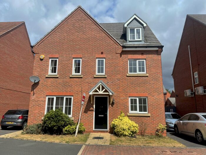 5 Bedroom Detached House To Rent In Dexters Grove, NG15