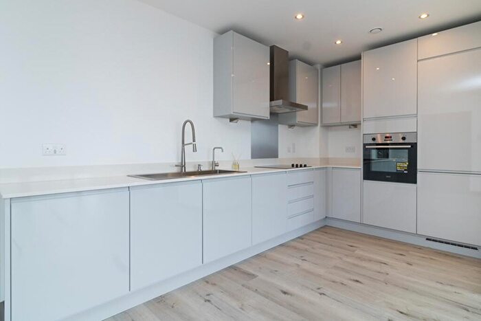 2 Bedroom Apartment To Rent In Leander Heights, Springfield Park, Maidstone, ME14